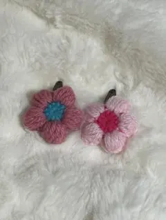 ハンドメイド ヘアピン お花モチーフ【値下げ中】