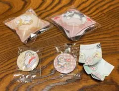 モフサンド　缶バッジ　クッションチャーム　くら寿司　合計4個