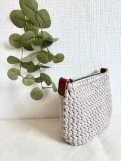 ハンドメイド ポーチ ベージュ ファスナー