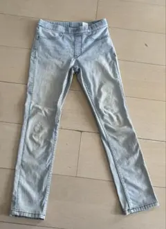 H&M スキニーパンツ