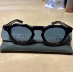 Few サングラスケース付き　F5