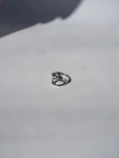 シルバー オープンリング モダンデザイン