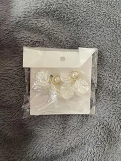 【wedding♡】ホワイト花モチーフパールイヤリング