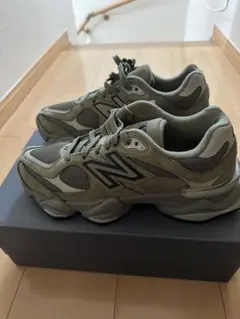 New Balance スニーカー オリーブ