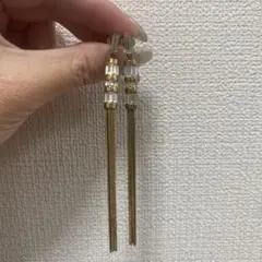マイケルコース　ゴールドクリスタルタッセルロングピアスのサムネイル
