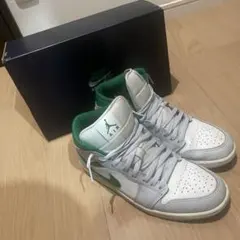 NIKE AIR JORDAN 1 MID Pure