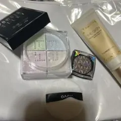 フェイスパウダーなど　化粧品　まとめ売りのサムネイル