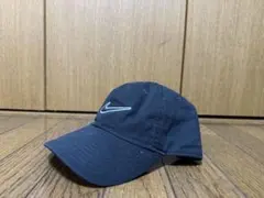 Nike 黒 キャップ ロゴ刺繍