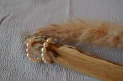 パールと水晶のハンドメイド天然石ピアス（ペア）