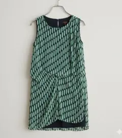 femiciteノースリーブひざ丈ワンピース 幾何学模様