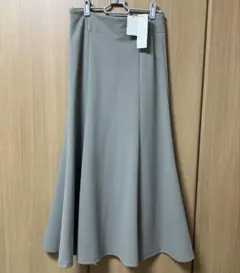 ミモレ丈スカート