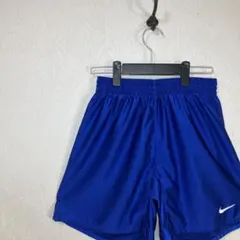 NIKE ハーフパンツ　ショートパンツ　ワンポイント　ブルー　刺繍ロゴ　ナイキ