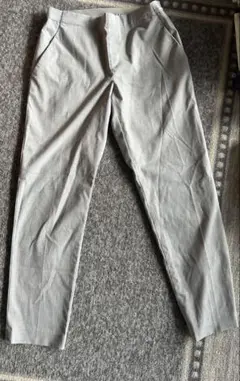 UNIQLO ストライプ スラックス Sサイズ グレー