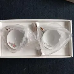 ナルミ　MNARUMI ティーカップ・ソーサー 2客セット　レトロ