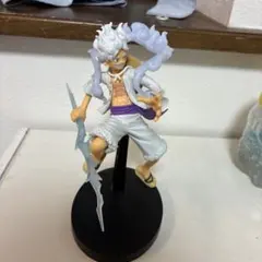 ニカルフィのフィギュア