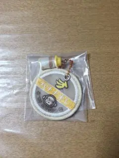 サンリオ　ミルクキャップシアーチャーム　おさるのもんきち バナナオレ