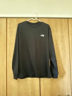 THE NORTH FACE 長袖スウェット ブラックのサムネイル