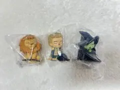 WICKED 肩ズン　カプセルトイ　エルファバ　かかし　ライオン