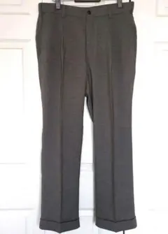 UNIQLO　グレー スラックス 折り返し付き　Ｌサイズ