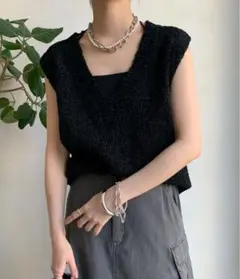 美品　定価約13000円　DOUDOU ツイードミックスニット　黒系のサムネイル