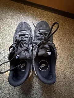 NIKE AIR MAX ブラック ホワイト スニーカー