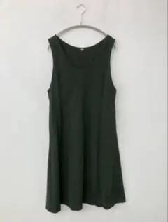 UNIQLO ジャンパースカートのサムネイル