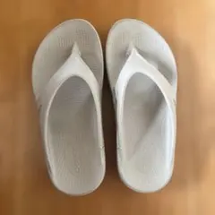 OOFOS リカバリーサンダル ホワイトのサムネイル