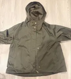 マウンテンパーカー