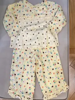 Carter's 黄色に花てんとう虫柄　上下セット　18ヶ月サイズ　フリル付き