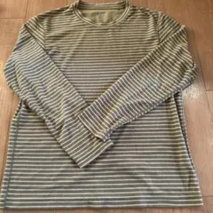 オリーブグリーンとホワイトの長袖L