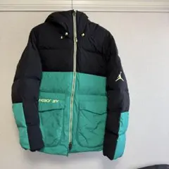 NIKE JORDAN フーディーダウンジャケット
