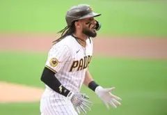 Tatis Jr. タティス 選手 支給 実使用 パドレス アームカバー 23番