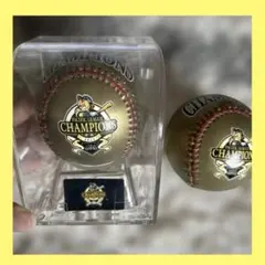 MLB東京シリーズ 公式球TOKYO SERIES 金 会場限定 - メルカリ