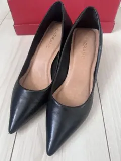 CARRANO パンプス ブラックのサムネイル