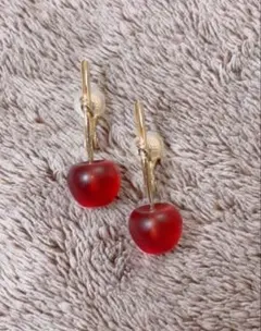 Liquem リキュエム　kidsチェリー　グミチェリーイヤリング