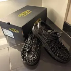 KEEN UNEEK サンダル 27cm RAVEN PAISLEY - メルカリ