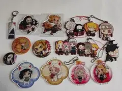 鬼滅の刃　グッズ　まとめ売り　缶バッジ　ラバマス　アクキー