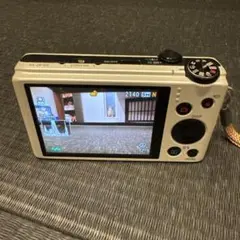CASIO EX-ZR100 ホワイト 充電器付き CASIO EX-ZR100 – Japanese Compact Camera