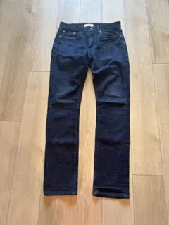 Item thumbnail for item 50b8028a-4a15-41f9-a51a-f96e54aa0e9d