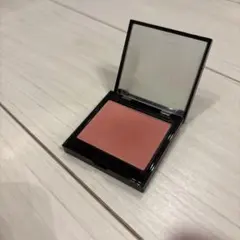 ローラメルシエ　ブラッシュ カラー インフュージョン　チーク02 ローズ　美品のサムネイル