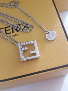 ネックレス[即発送]レディース シルバー フェンディ
