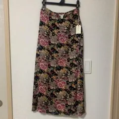 新品　フラワープリントフレアスカートのサムネイル