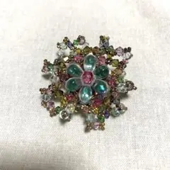 スワロフスキーお花デザインブローチ