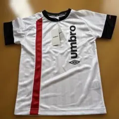 umbro Tシャツ新品未使用　150cm サッカーウェア