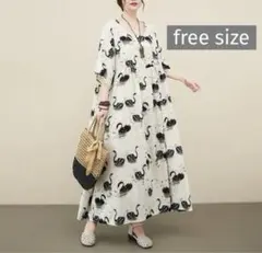 マキシワンピース　体型カバー　マタニティ　Aライン スワン