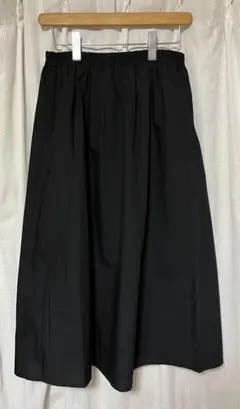 アースミュージックアンドエコロジー⭐️黒フレアロングスカート