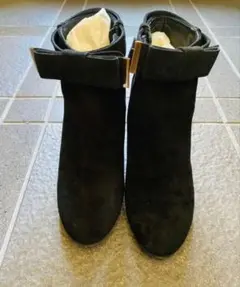 超美品 ジルスチュアート 黒 リボン ショートブーツ