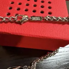 早い者勝ち】DIESEL チェーンネックレス シルバー/レッド - メルカリ