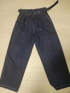 PUBLIC TOKYO デニムパンツ ベルト付き 広島製のサムネイル