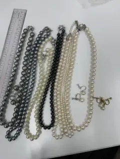 パールネックレスとイヤリングセット7点